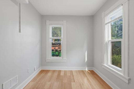 1135 Washington Street NE, Minneapolis, MN 55413