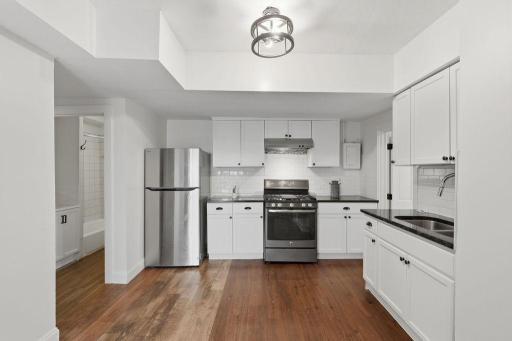 1135 Washington Street NE, Minneapolis, MN 55413