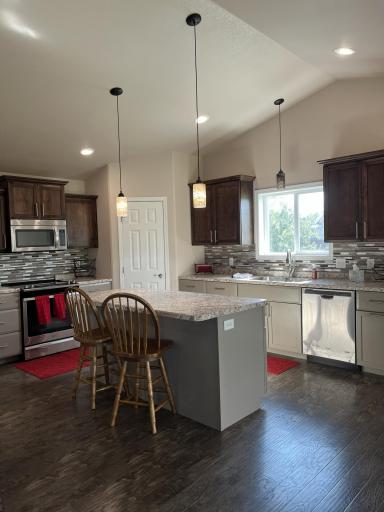 1966 Middle Creek Road, Detroit Lakes, MN 56501