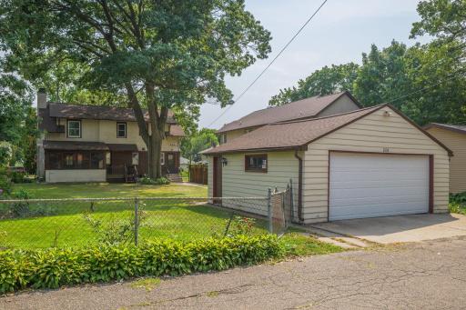 2133 Goodrich Avenue, Saint Paul, MN 55105