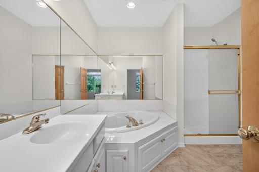 8808 Preserve Trail, Savage, MN 55378