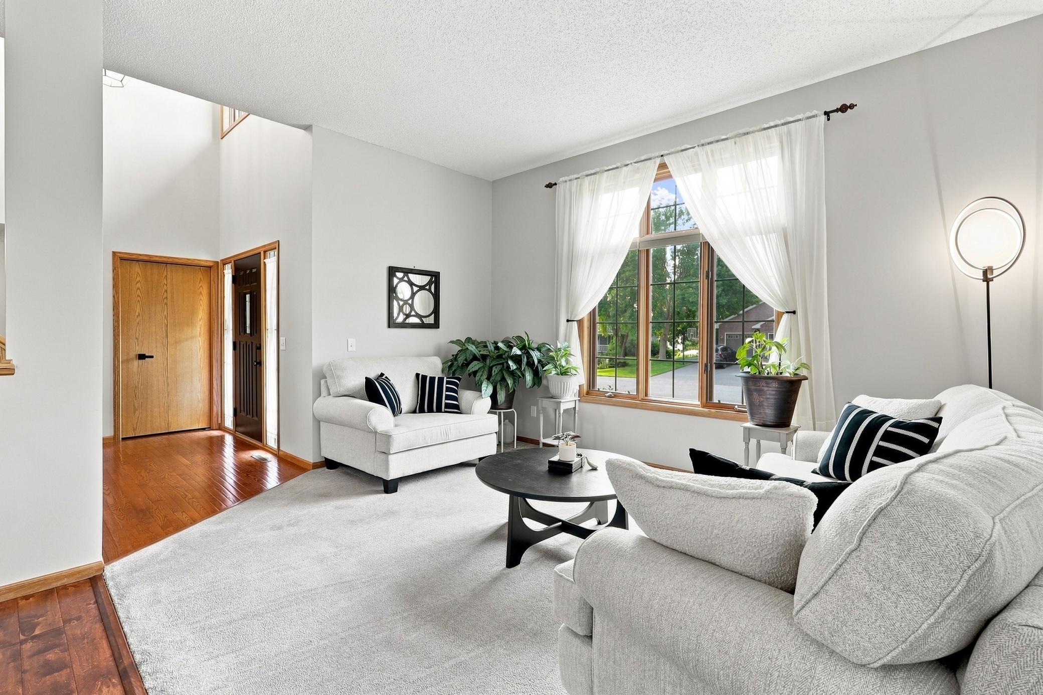 Gorgeous formal living room