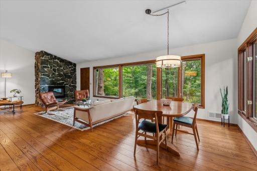 1200 Hallam Avenue N, Mahtomedi, MN 55115