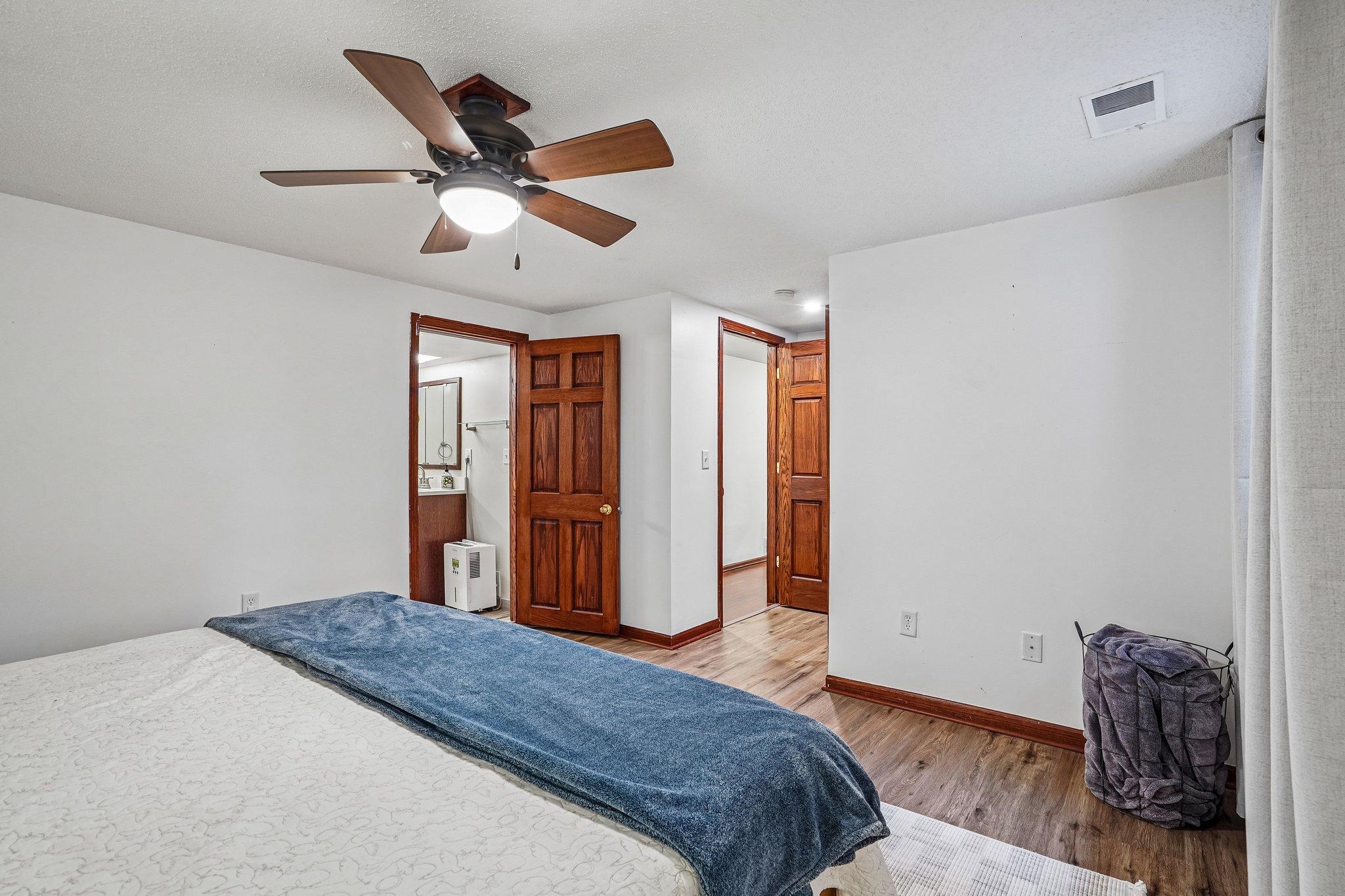 Primary Suite with Ensuite Bathroom