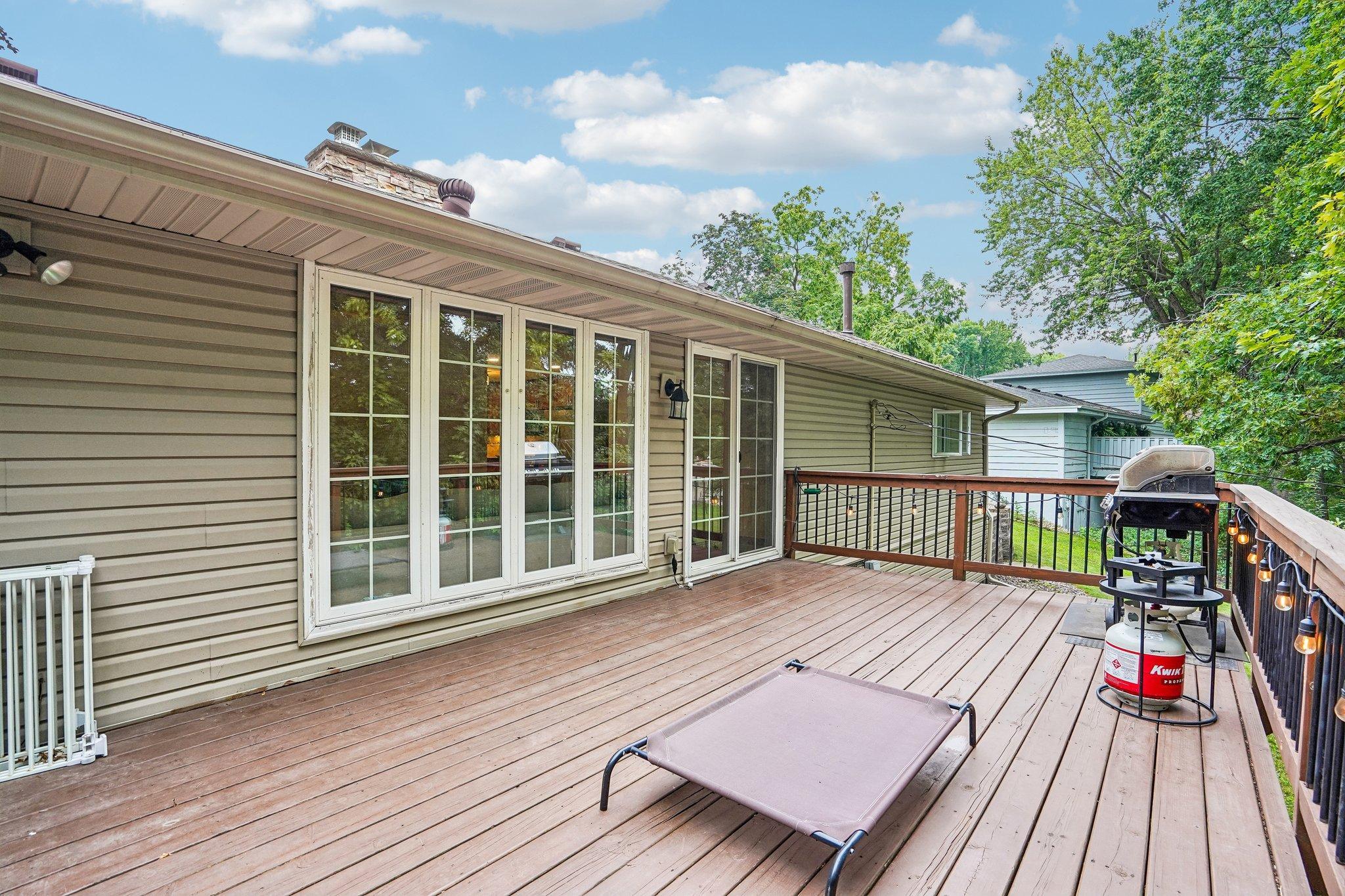 The perfect deck for entertaining