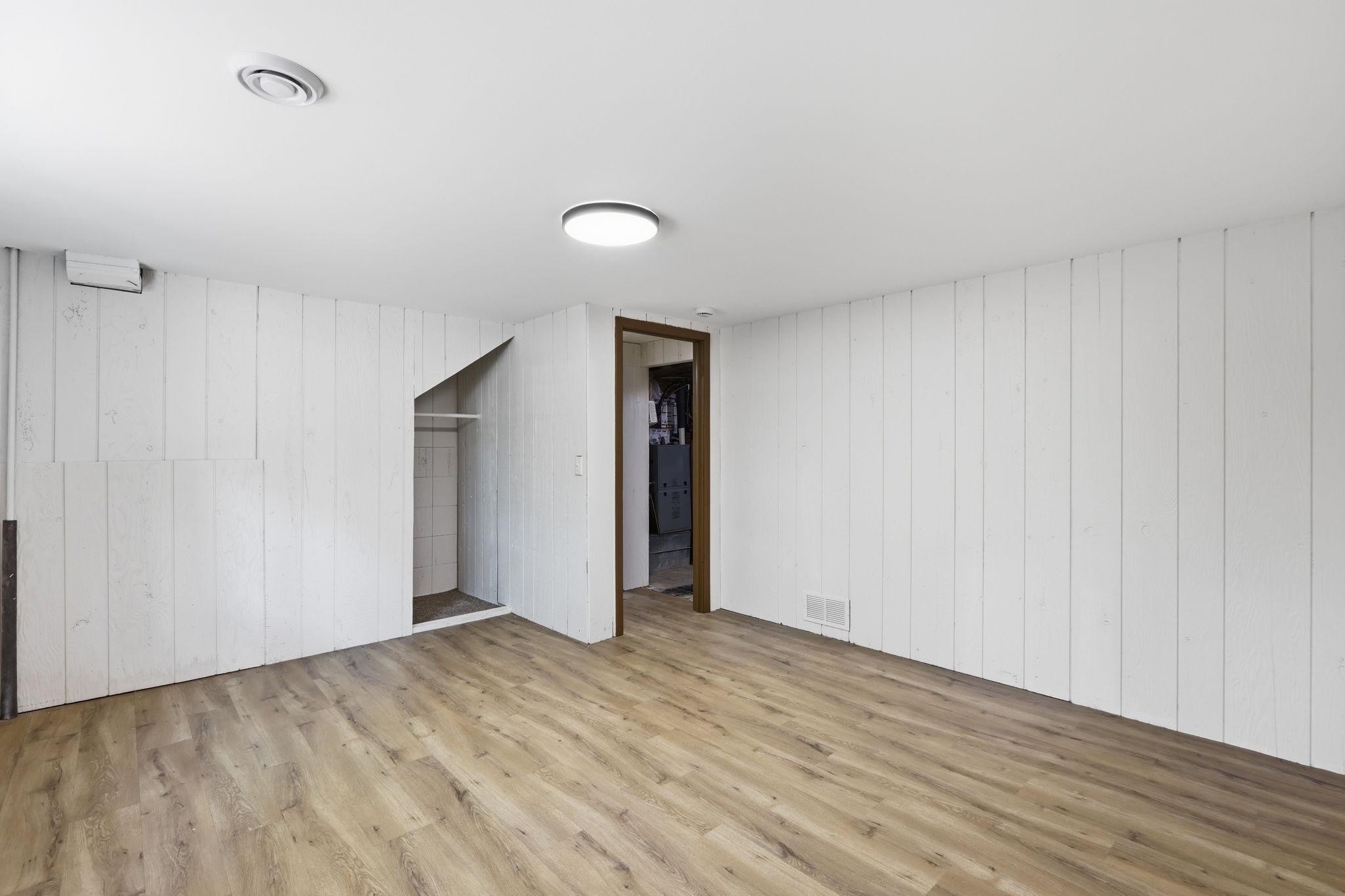 Lower level 3rd bedroom