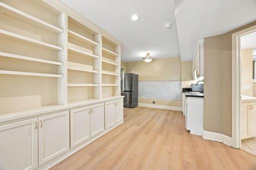 3900 W 47th Street, Edina, MN 55424