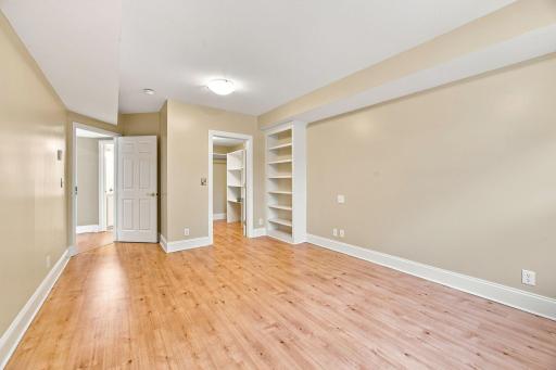3900 W 47th Street, Edina, MN 55424