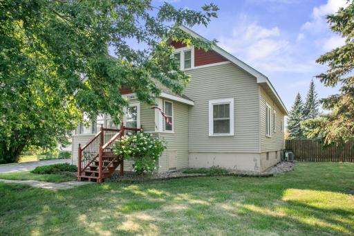 11441 57th Street NE, Albertville, MN 55301