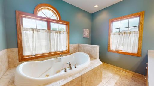2449 Sand Trap Lane SE, Rochester, MN 55904