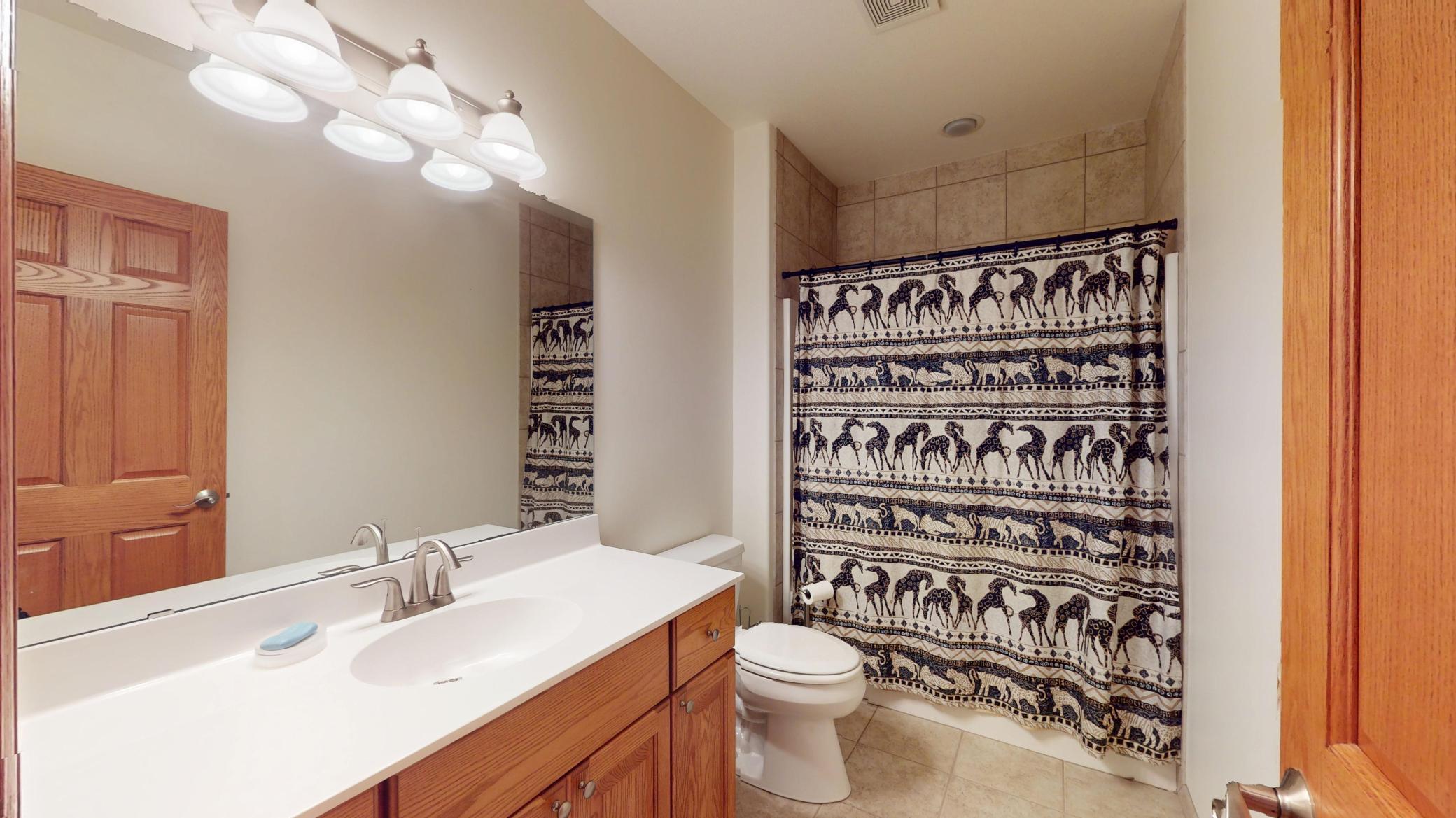 Lower bath