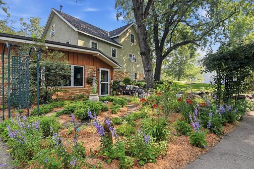 220 4th Street S, Sauk Rapids, MN 56379