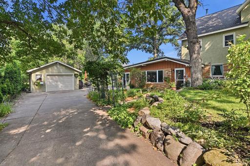 220 4th Street S, Sauk Rapids, MN 56379