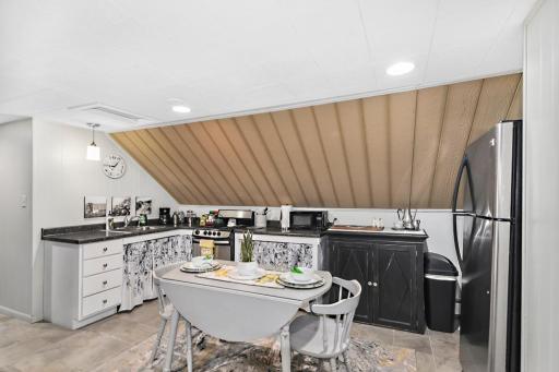 220 4th Street S, Sauk Rapids, MN 56379