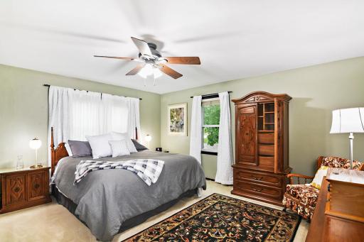 220 4th Street S, Sauk Rapids, MN 56379