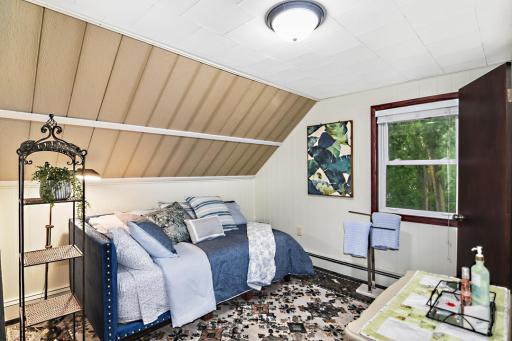 220 4th Street S, Sauk Rapids, MN 56379