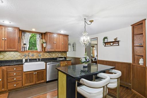 220 4th Street S, Sauk Rapids, MN 56379