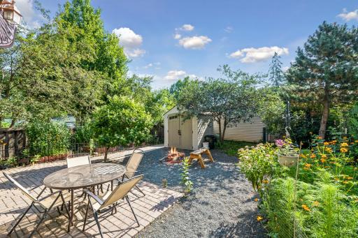 2701 17th Avenue S, Minneapolis, MN 55407