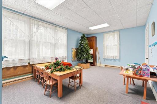 13-Fellowship Room.jpg