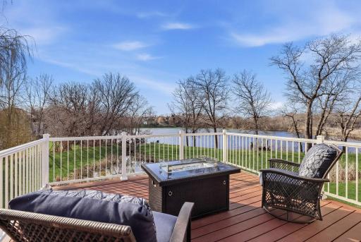 NEW maintenance-free deck with panoramic lake views.