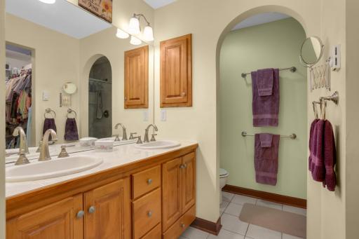 Owner's suite 3/4 bath