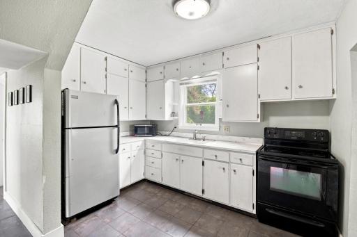 1751 NW 92nd Avenue, Owatonna, MN 55060