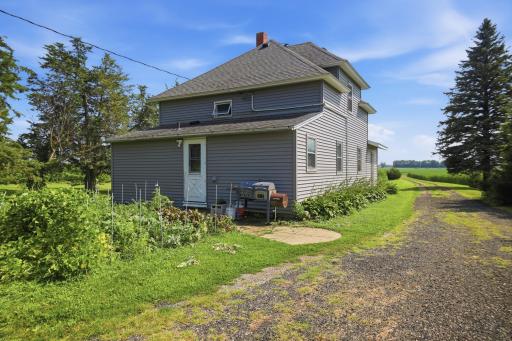 1751 NW 92nd Avenue, Owatonna, MN 55060