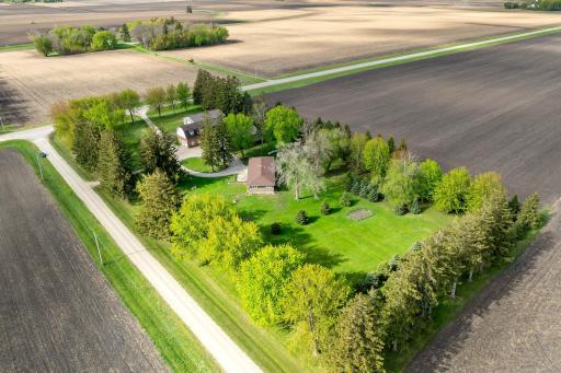 12964 E 270th Street, Kenyon, MN 55946