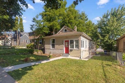 1035 Magnolia Avenue E, Saint Paul, MN 55106