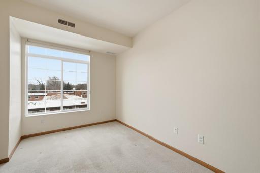 8200 W 33rd Street, 310, Minneapolis, MN 55426