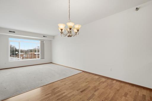 8200 W 33rd Street, 310, Minneapolis, MN 55426