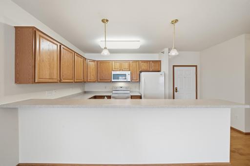 8200 W 33rd Street, 310, Minneapolis, MN 55426
