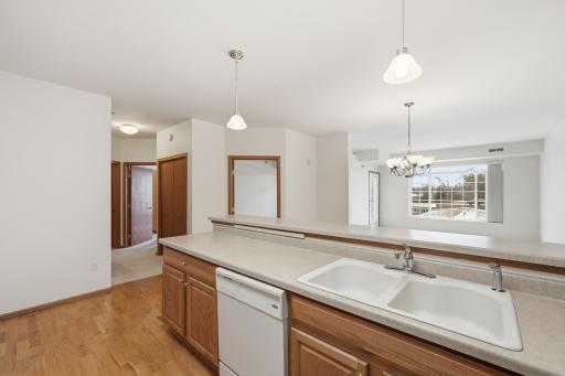 8200 W 33rd Street, 310, Minneapolis, MN 55426