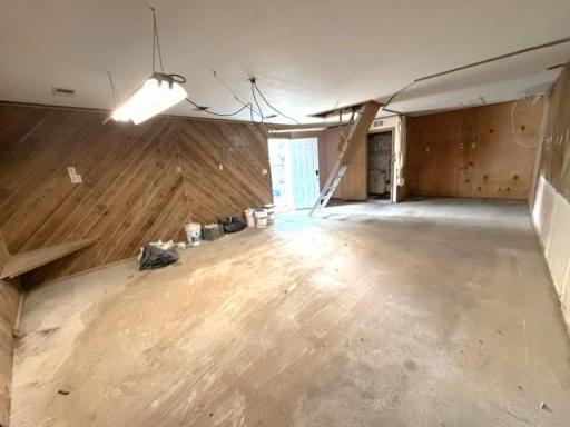 Insulated Gar with Upper Level.jpg