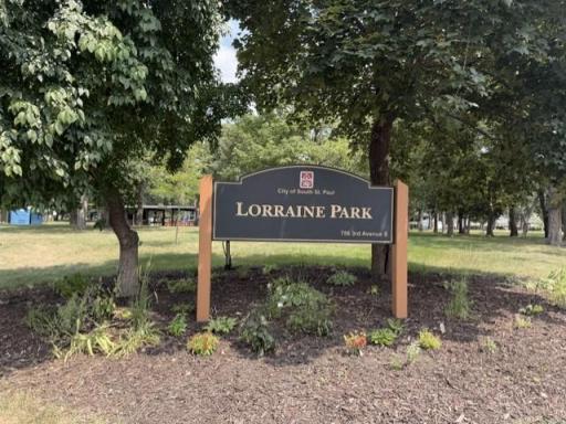 Lorraine Park Right Behind