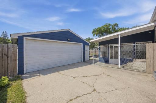 Oversized two stall and back entry