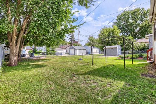 2922 N Sheridan Ave - Web Quality - 017 - 17 Exterior Rear.jpg