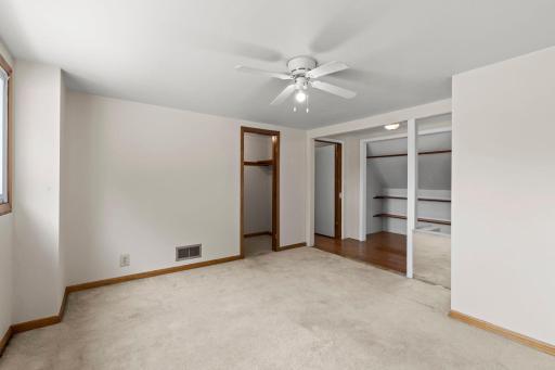 802 Center Street, North Mankato, MN 56003