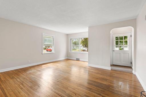 802 Center Street, North Mankato, MN 56003