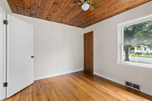 802 Center Street, North Mankato, MN 56003