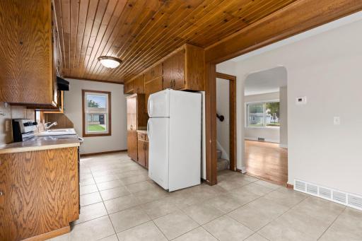 802 Center Street, North Mankato, MN 56003