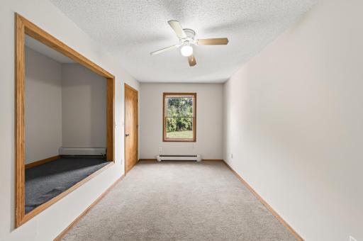 6262 7th Street N, Oakdale, MN 55128