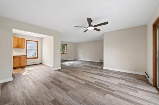 6262 7th Street N, Oakdale, MN 55128
