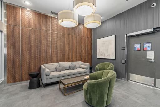 5-web-or-mls-433 S 7th St 1801-4.jpg