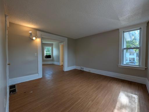 804 Oliver Avenue N, Minneapolis, MN 55411