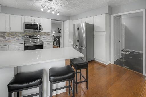 1705 Rushmore Drive, Burnsville, MN 55306