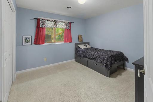 1705 Rushmore Drive, Burnsville, MN 55306