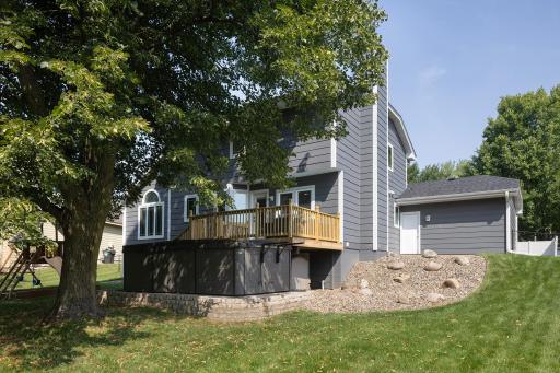 1705 Rushmore Drive, Burnsville, MN 55306