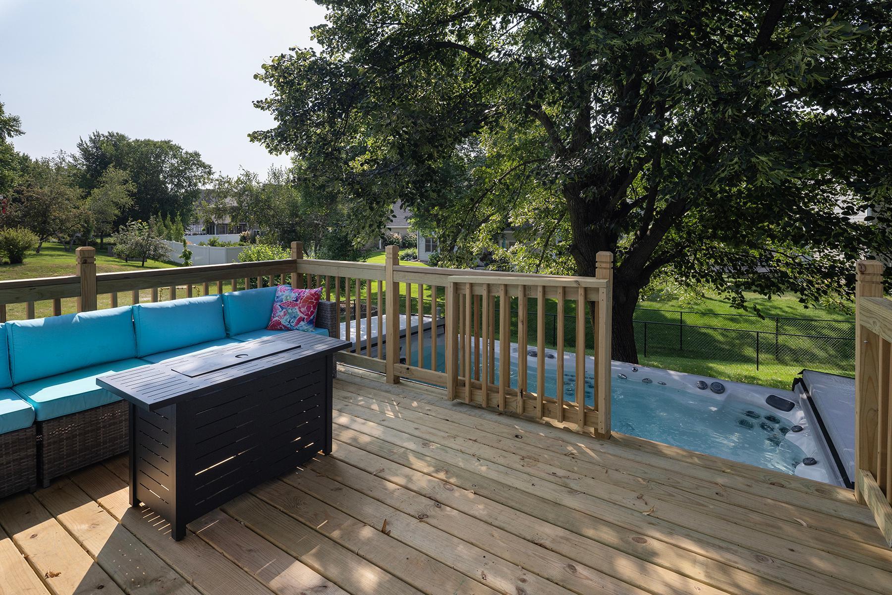 New Deck floor and Railing