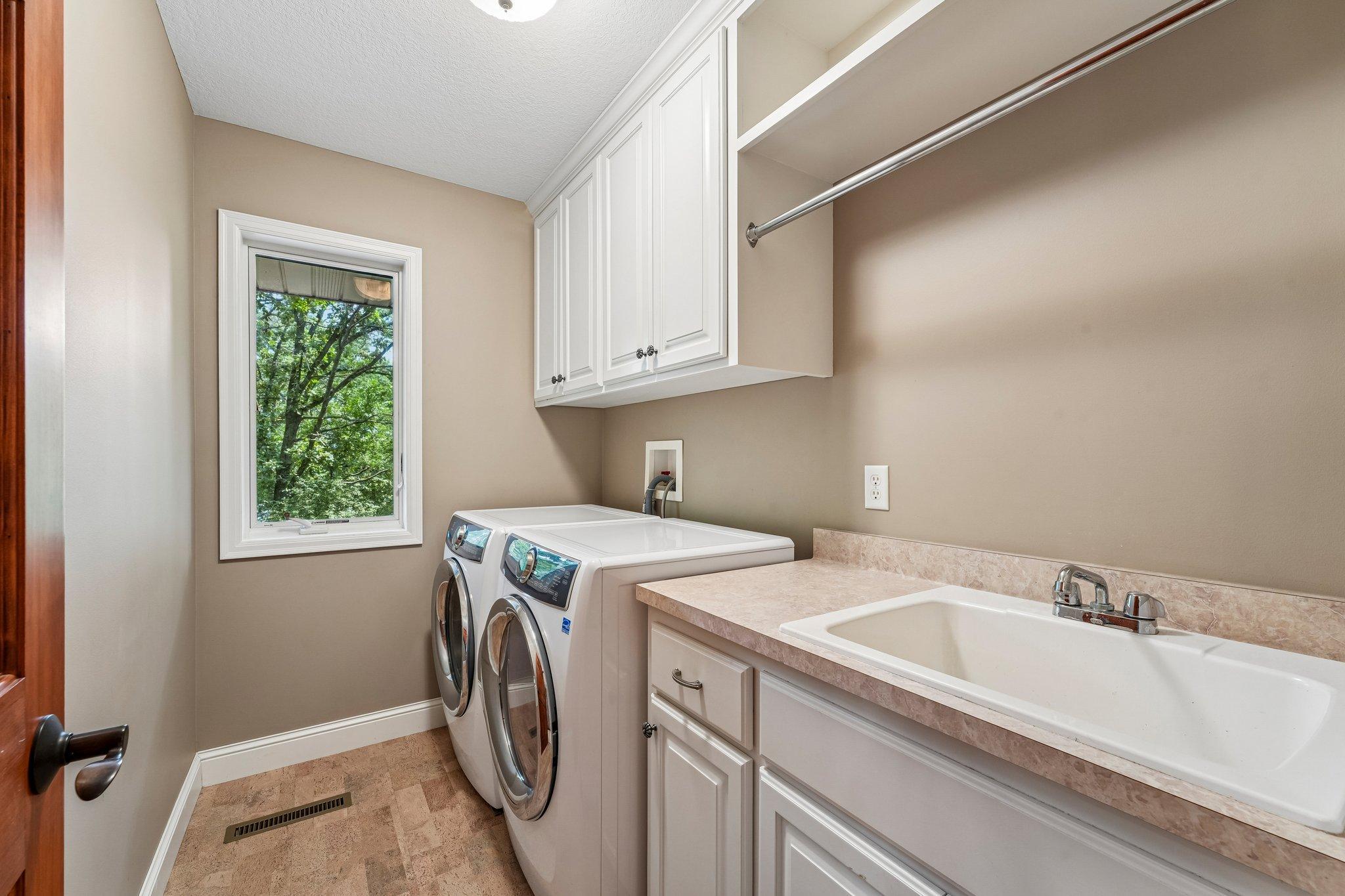 57-web-or-mls-102nd St-S1108-057.jpg
